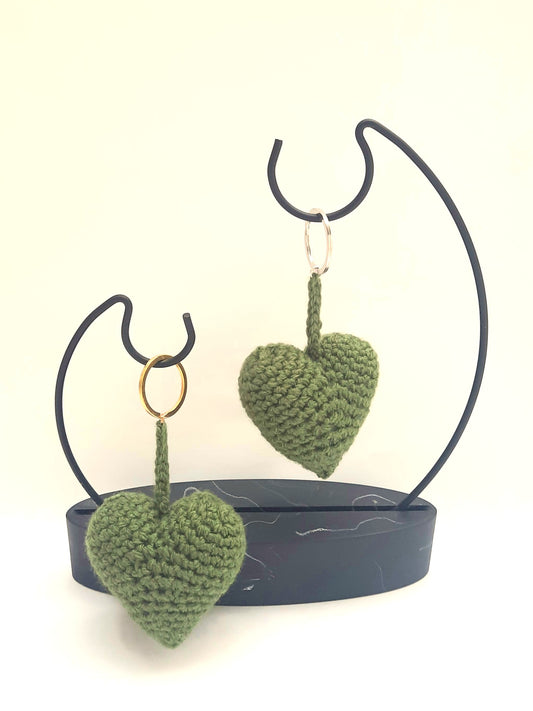 Bag charm 'Hartje' - olijfkleurig + zilver