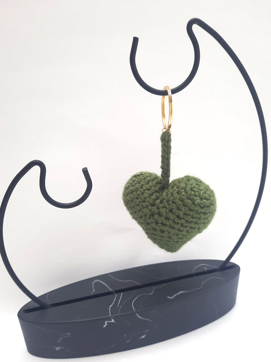 Bag charm 'Hartje' olijfkleurig + goud